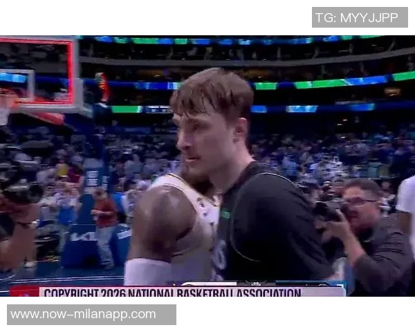 弗拉格狂砍42分提升场均09分距克尼佩尔仅差06分